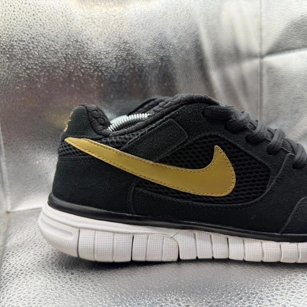 Nike free james